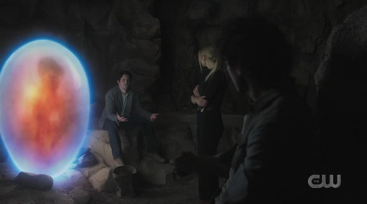 VampireDiariesWorld-dot-nl_RoswellNewMexico3x01-1574.jpg