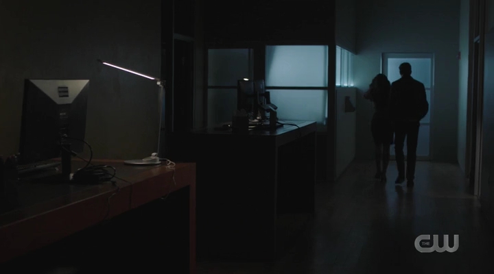 VampireDiariesWorld-dot-nl_RoswellNewMexico3x01-1624.jpg