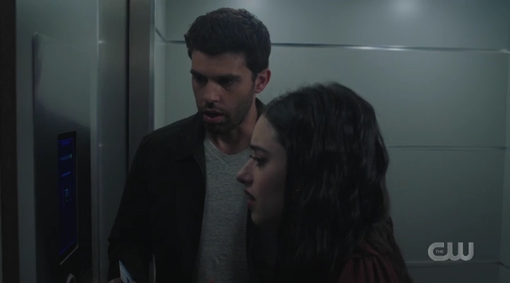 VampireDiariesWorld-dot-nl_RoswellNewMexico3x01-1736.jpg