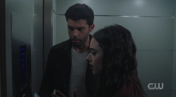 VampireDiariesWorld-dot-nl_RoswellNewMexico3x01-1737.jpg