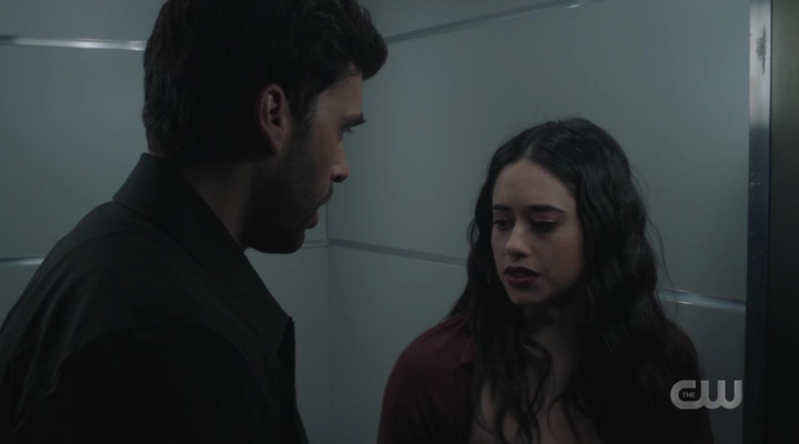 VampireDiariesWorld-dot-nl_RoswellNewMexico3x01-1739.jpg