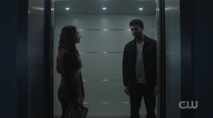 VampireDiariesWorld-dot-nl_RoswellNewMexico3x01-1784.jpg