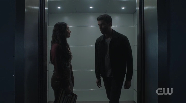 VampireDiariesWorld-dot-nl_RoswellNewMexico3x01-1785.jpg