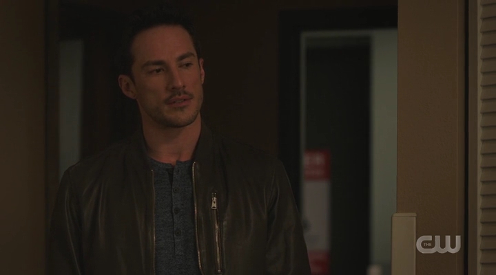 VampireDiariesWorld-dot-nl_RoswellNewMexico3x01-1813.jpg