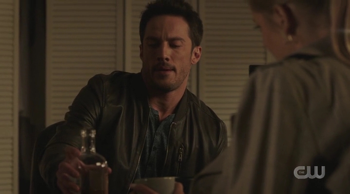 VampireDiariesWorld-dot-nl_RoswellNewMexico3x01-1828.jpg
