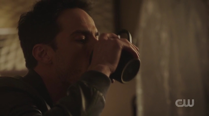 VampireDiariesWorld-dot-nl_RoswellNewMexico3x01-1890.jpg