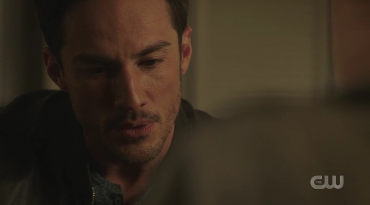 VampireDiariesWorld-dot-nl_RoswellNewMexico3x01-1899.jpg