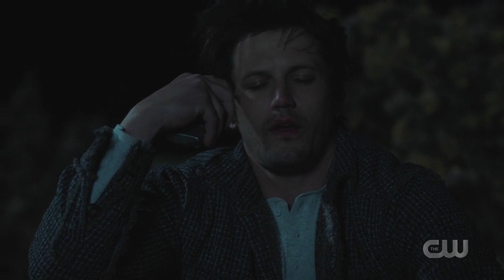 VampireDiariesWorld-dot-nl_RoswellNewMexico3x01-1935.jpg