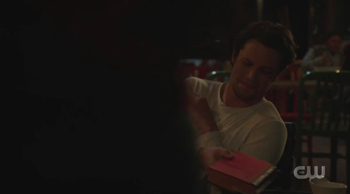 VampireDiariesWorld-dot-nl_RoswellNewMexico3x01-2182.jpg