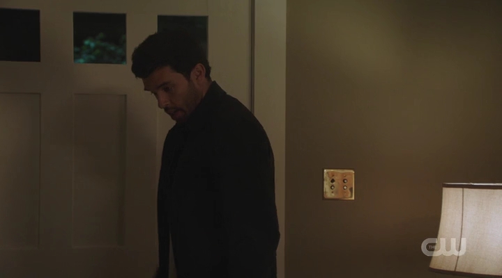 VampireDiariesWorld-dot-nl_RoswellNewMexico3x01-2276.jpg