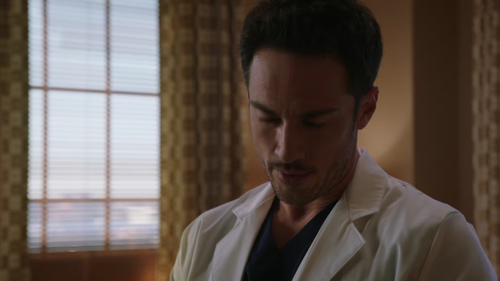 VampireDiariesWorld-dot-nl_RoswellNewMexico3x02-0528.jpg