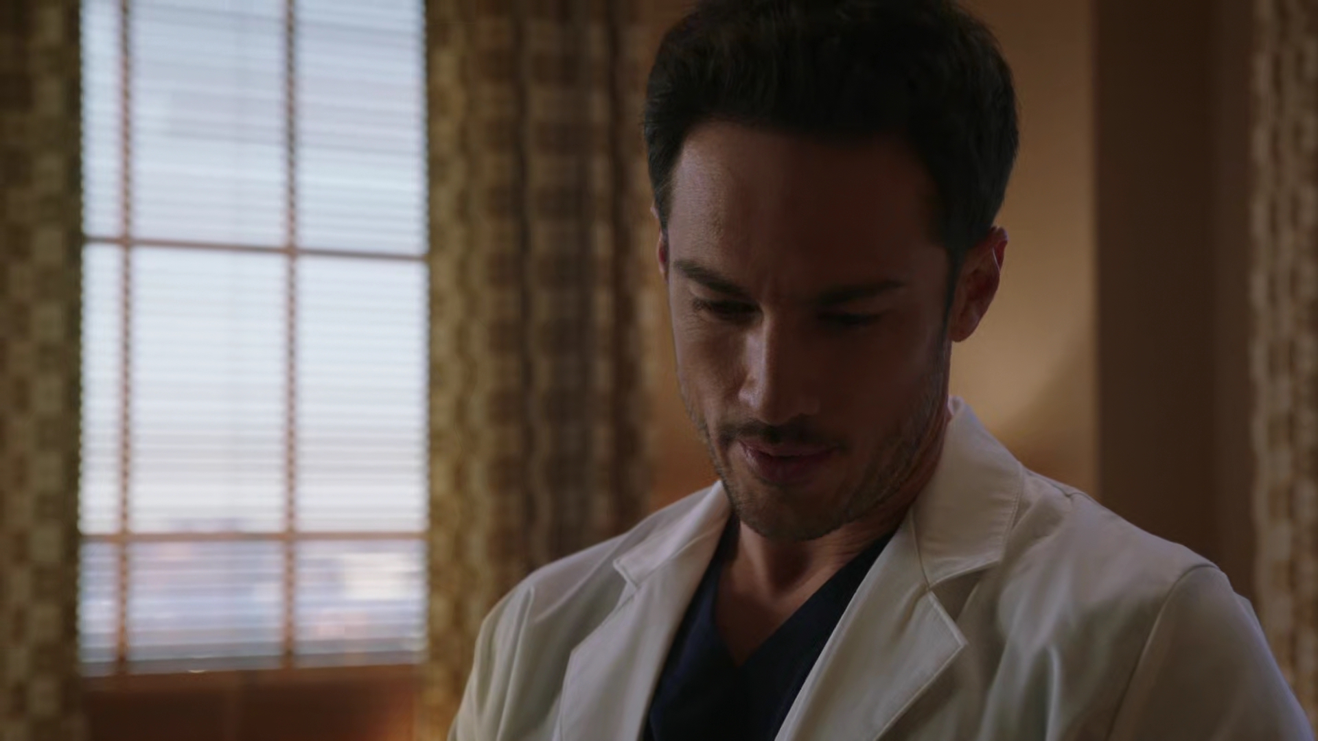 VampireDiariesWorld-dot-nl_RoswellNewMexico3x02-0529.jpg