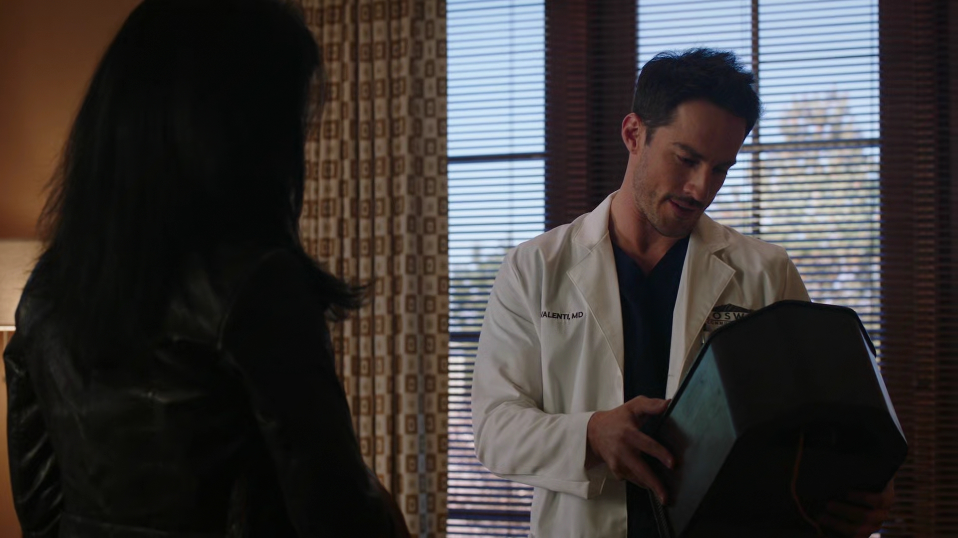 VampireDiariesWorld-dot-nl_RoswellNewMexico3x02-0533.jpg