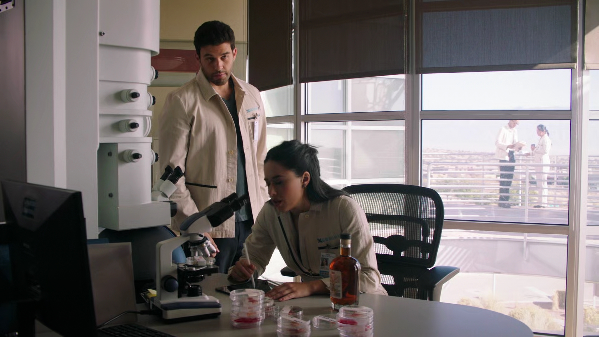 VampireDiariesWorld-dot-nl_RoswellNewMexico3x02-1373.jpg