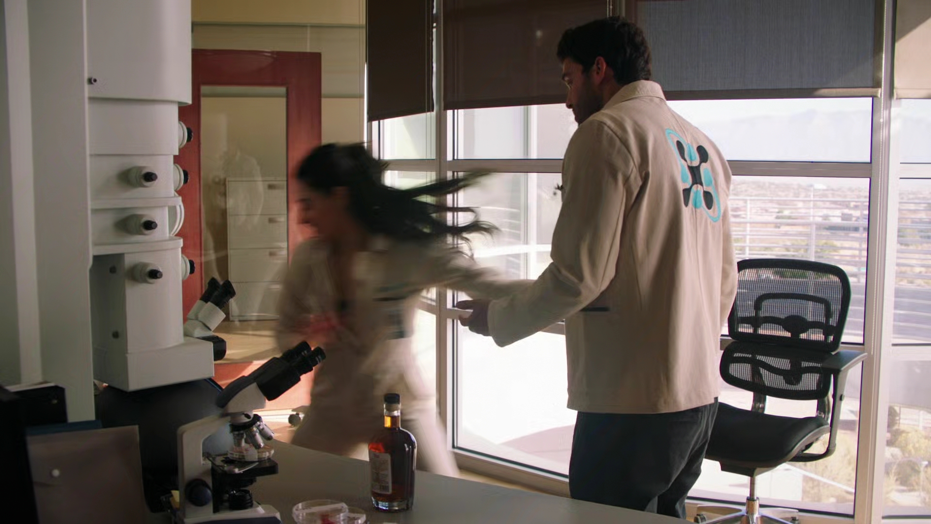 VampireDiariesWorld-dot-nl_RoswellNewMexico3x02-1422.jpg