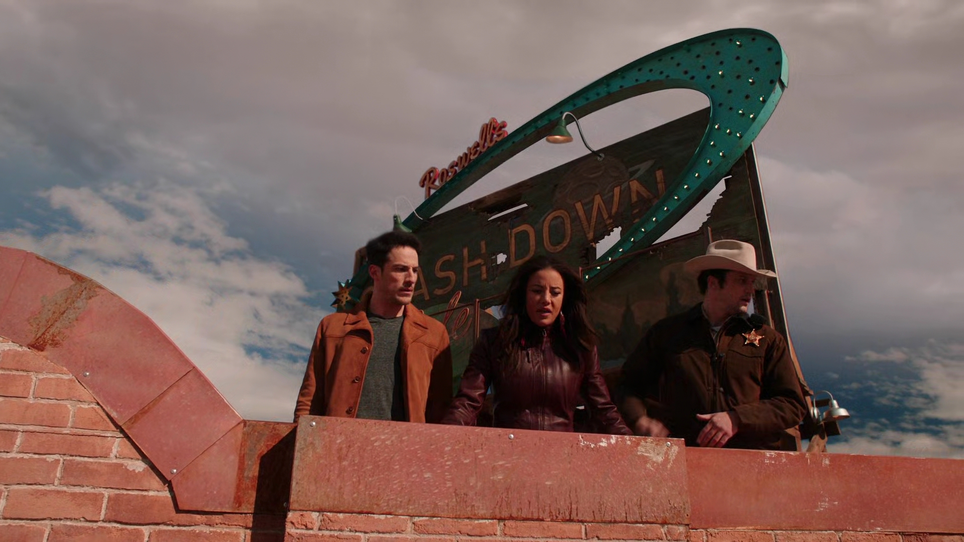 VampireDiariesWorld-dot-nl_RoswellNewMexico3x02-1434.jpg