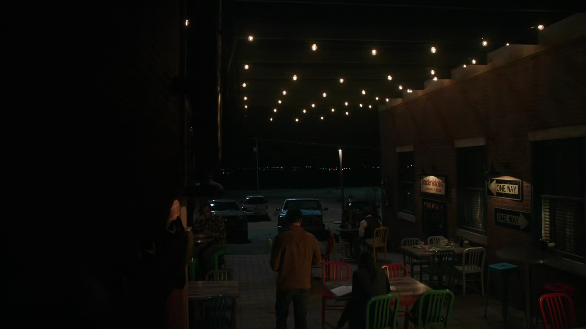 VampireDiariesWorld-dot-nl_RoswellNewMexico3x02-1608.jpg