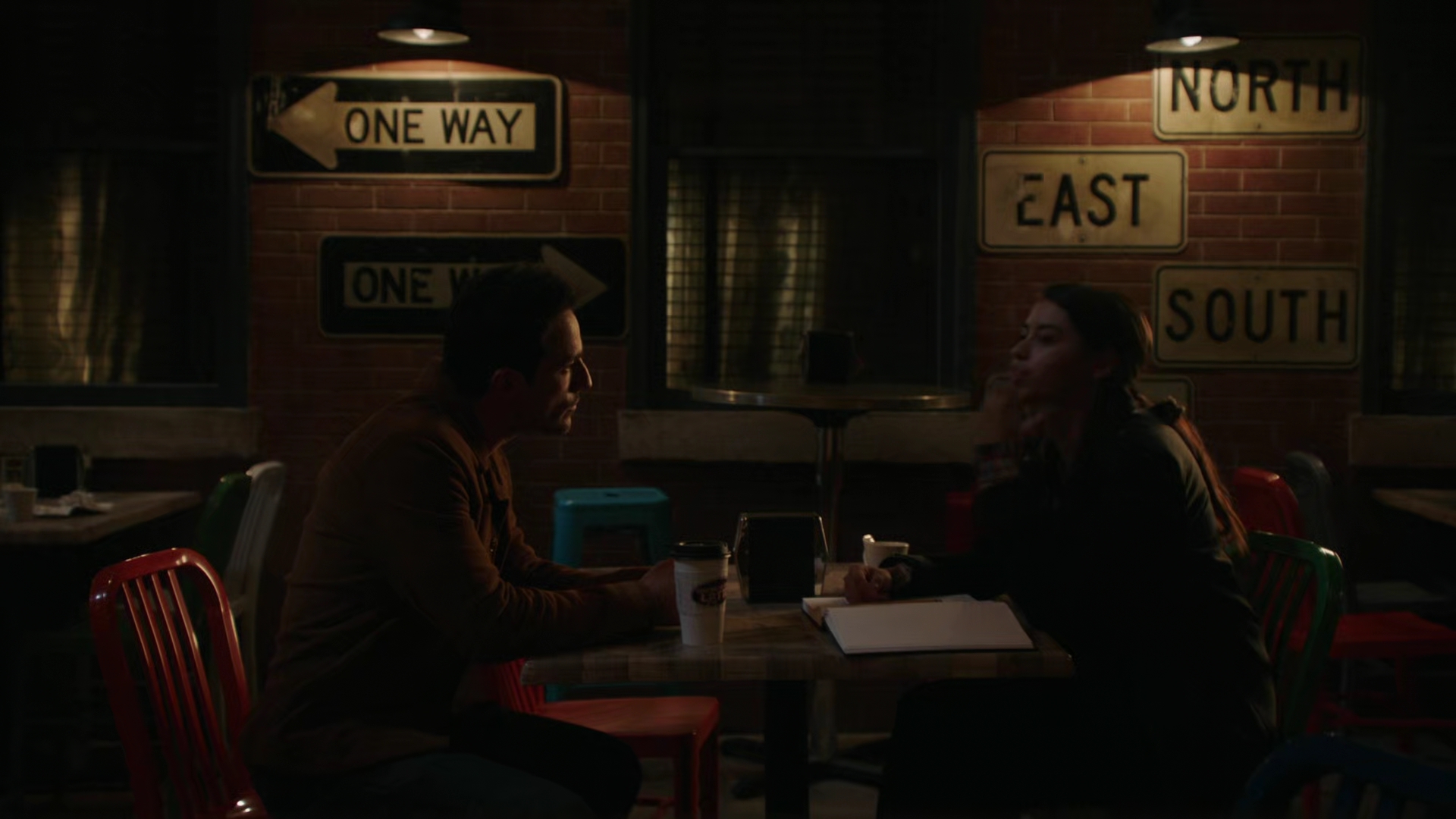 VampireDiariesWorld-dot-nl_RoswellNewMexico3x02-1621.jpg
