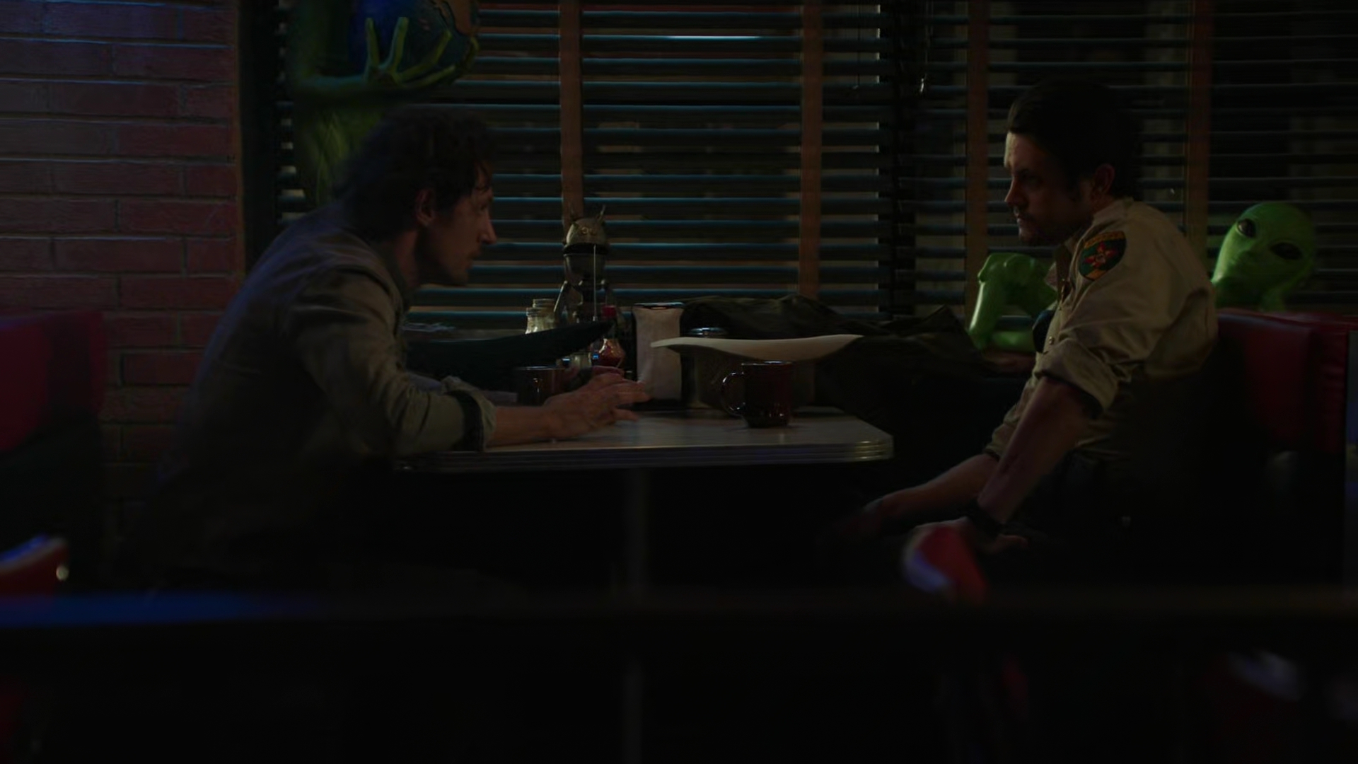 VampireDiariesWorld-dot-nl_RoswellNewMexico3x02-1725.jpg