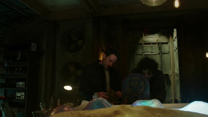 VampireDiariesWorld-dot-nl_RoswellNewMexico3x04-0813.jpg