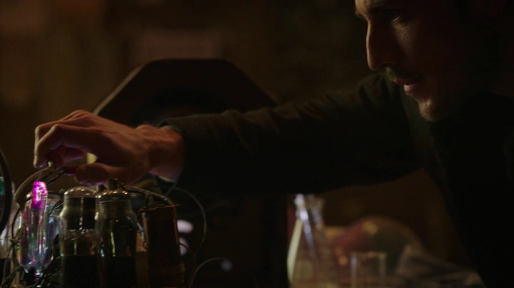VampireDiariesWorld-dot-nl_RoswellNewMexico3x04-1021.jpg