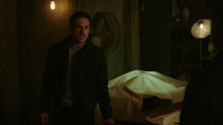 VampireDiariesWorld-dot-nl_RoswellNewMexico3x04-1183.jpg