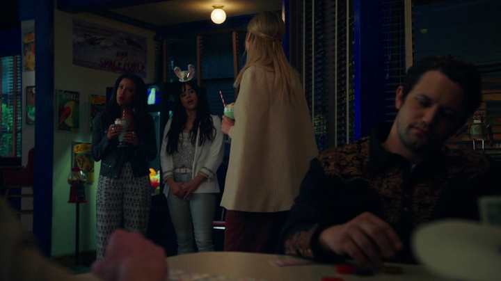 VampireDiariesWorld-dot-nl_RoswellNewMexico3x04-1512.jpg