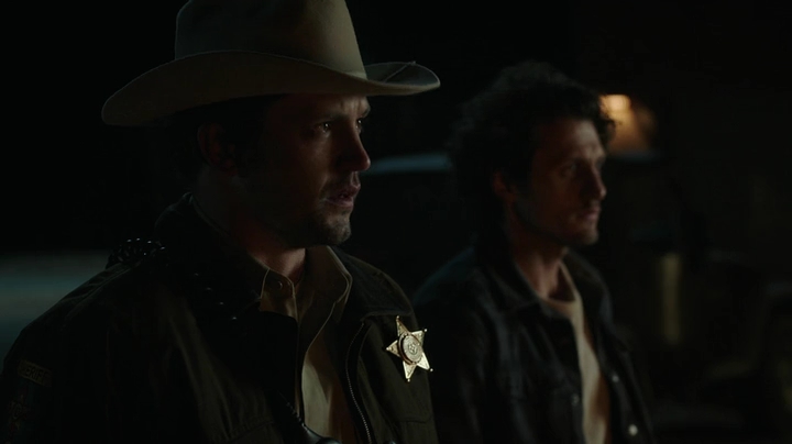 VampireDiariesWorld-dot-nl_RoswellNewMexico3x04-1942.jpg