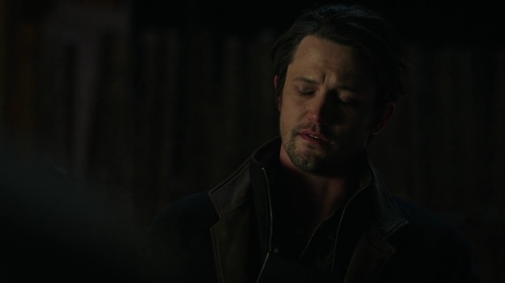 VampireDiariesWorld-dot-nl_RoswellNewMexico3x04-1965.jpg