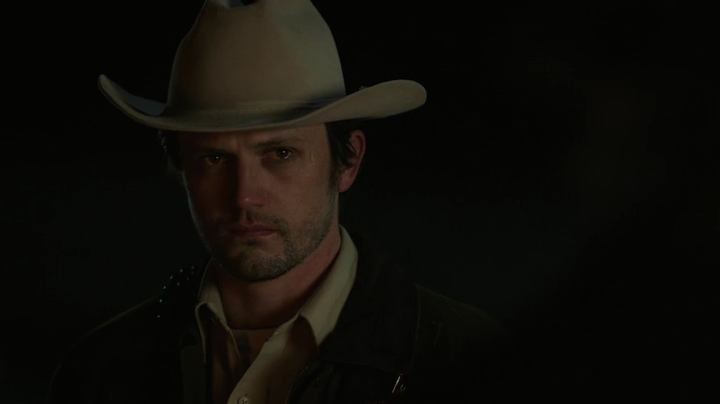 VampireDiariesWorld-dot-nl_RoswellNewMexico3x04-1983.jpg