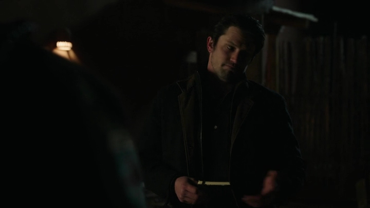 VampireDiariesWorld-dot-nl_RoswellNewMexico3x04-1986.jpg