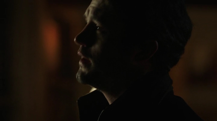 VampireDiariesWorld-dot-nl_RoswellNewMexico3x04-2001.jpg