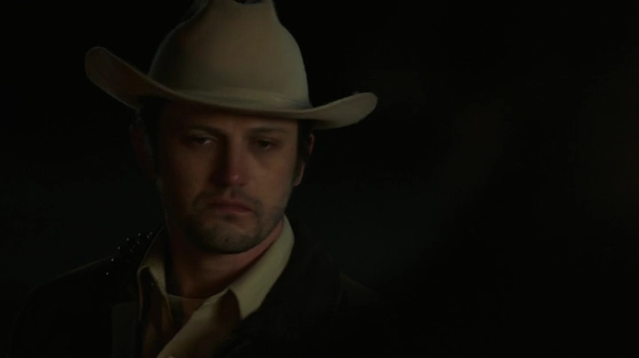 VampireDiariesWorld-dot-nl_RoswellNewMexico3x04-2002.jpg