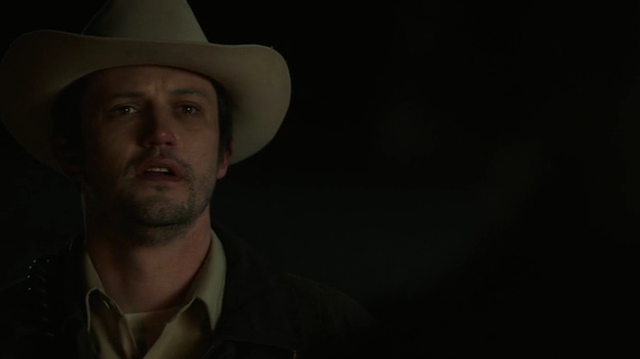 VampireDiariesWorld-dot-nl_RoswellNewMexico3x04-2004.jpg