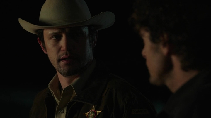 VampireDiariesWorld-dot-nl_RoswellNewMexico3x04-2024.jpg