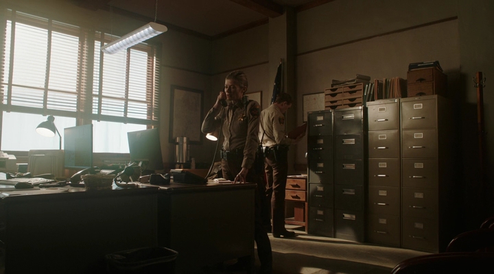 VampireDiariesWorld-dot-nl_RoswellNewMexico3x05-0911.jpg