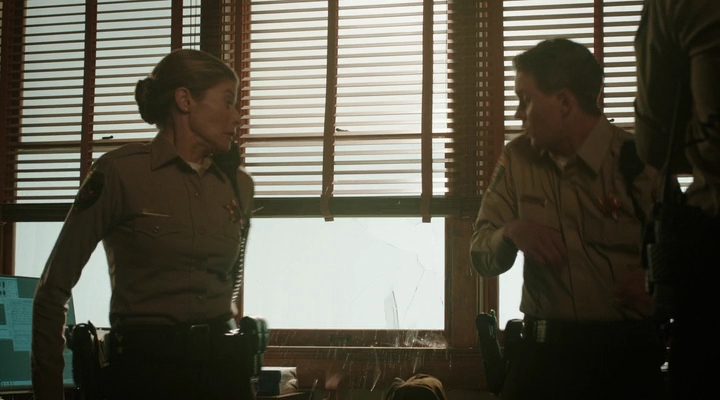 VampireDiariesWorld-dot-nl_RoswellNewMexico3x05-0929.jpg