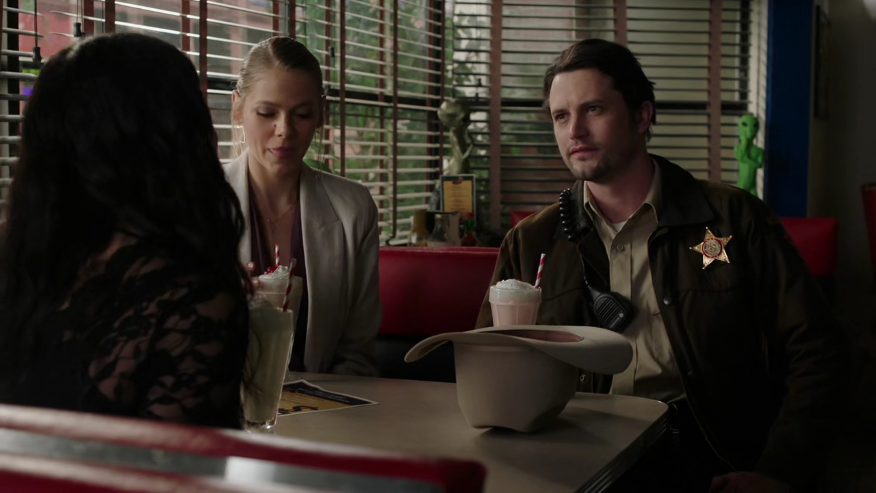 VampireDiariesWorld-dot-nl_RoswellNewMexico3x07-0957.jpg