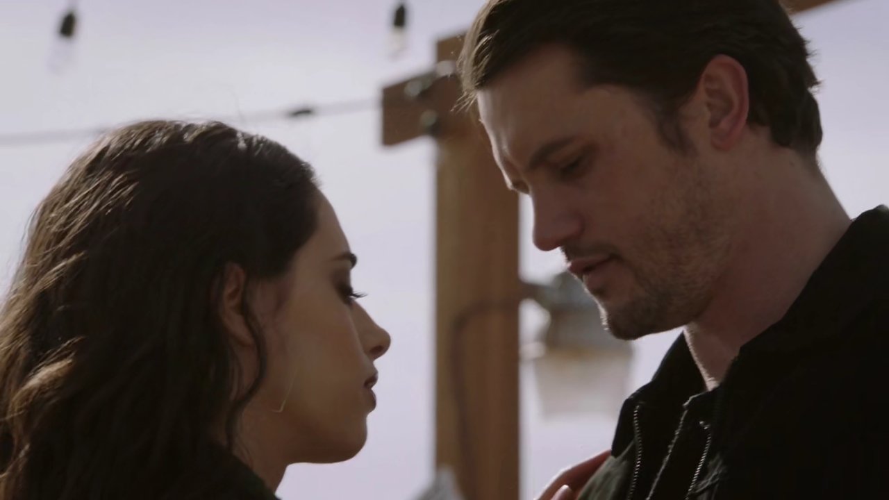 VampireDiariesWorld-dot-nl_RoswellNewMexico3x07-1480.jpg