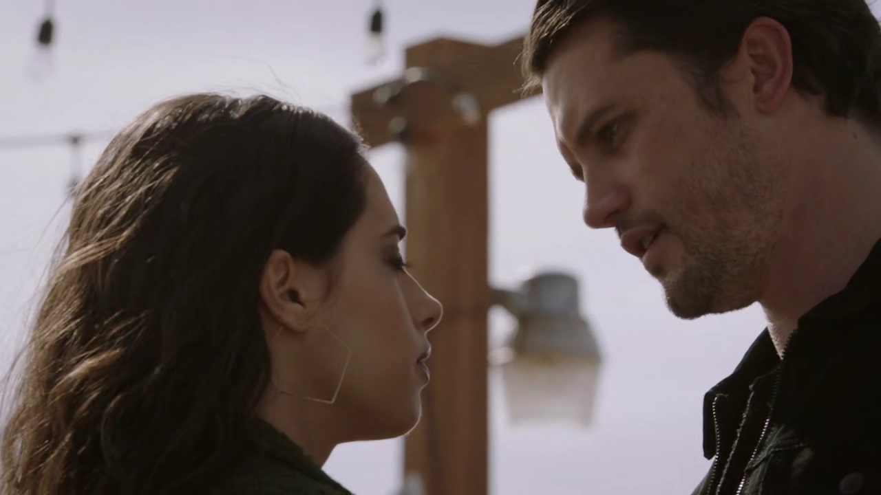 VampireDiariesWorld-dot-nl_RoswellNewMexico3x07-1481.jpg