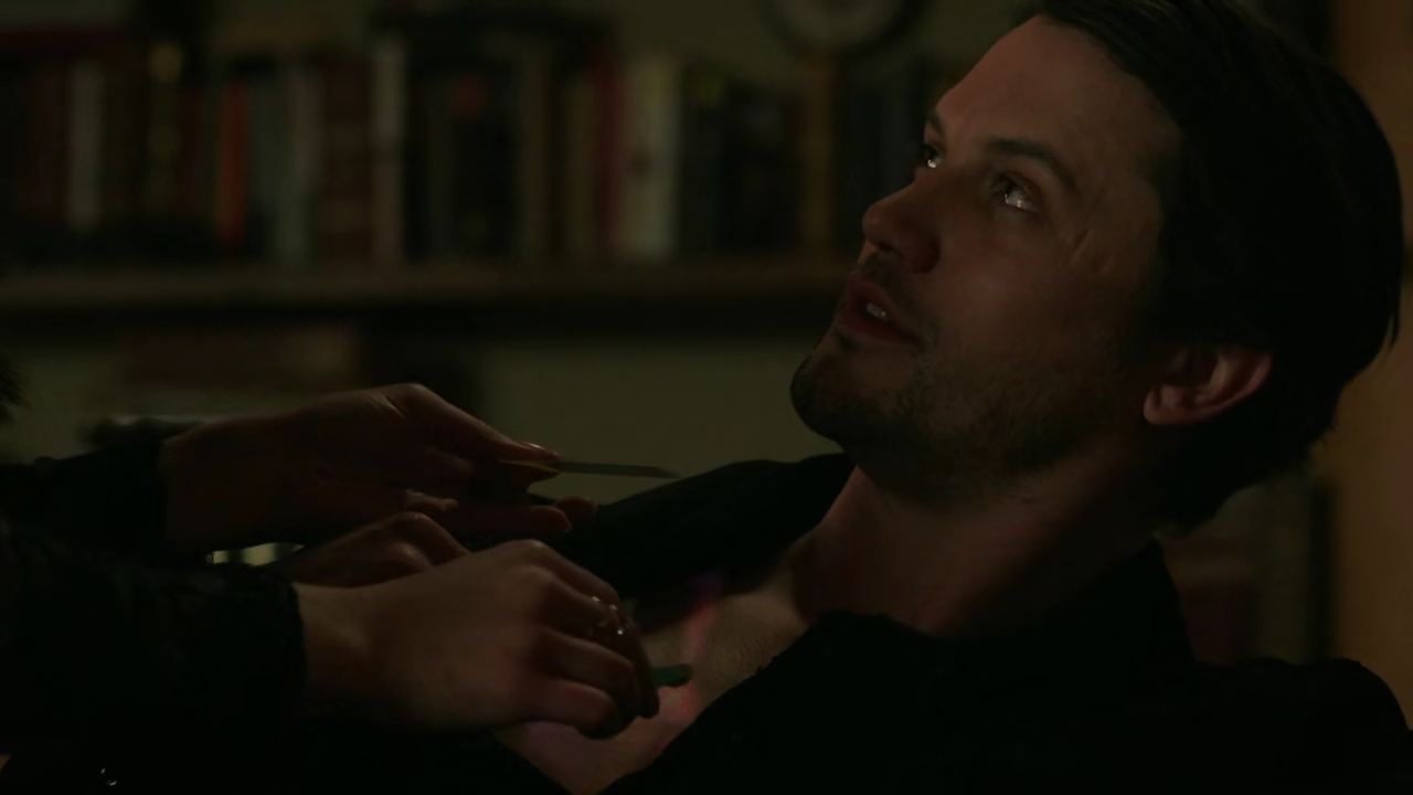 VampireDiariesWorld-dot-nl_RoswellNewMexico3x07-1783.jpg