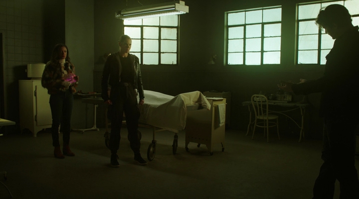 VampireDiariesWorld-dot-nl_RoswellNewMexico3x08-1812.jpg