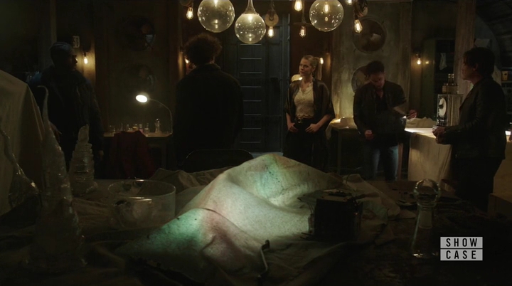VampireDiariesWorld-dot-nl_RoswellNewMexico3x10-2022.jpg
