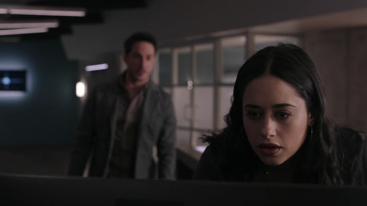 VampireDiariesWorld-dot-nl_RoswellNewMexico3x13-0335.jpg