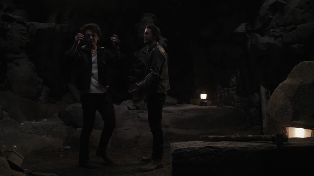 VampireDiariesWorld-dot-nl_RoswellNewMexico3x13-0405.jpg