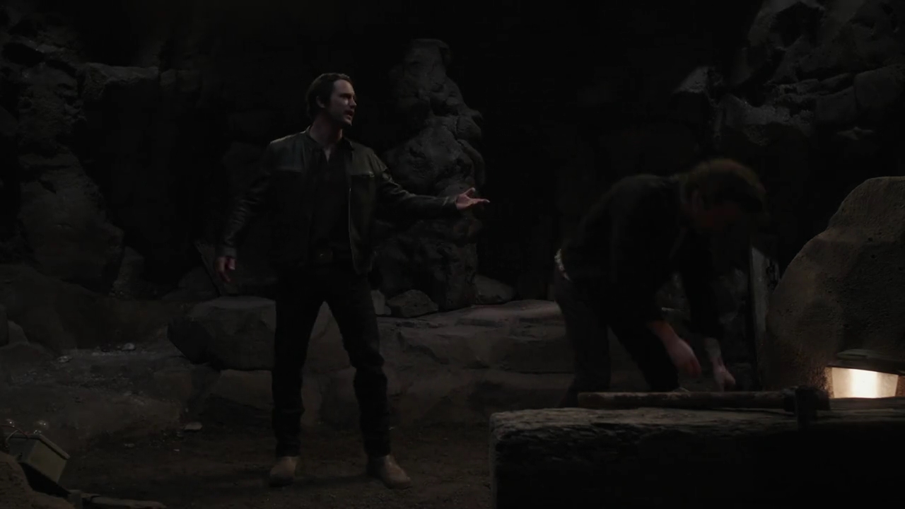 VampireDiariesWorld-dot-nl_RoswellNewMexico3x13-0407.jpg
