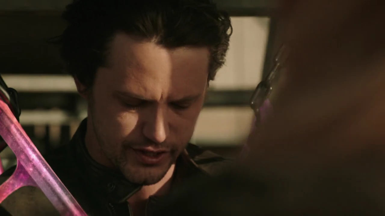 VampireDiariesWorld-dot-nl_RoswellNewMexico3x13-1454.jpg
