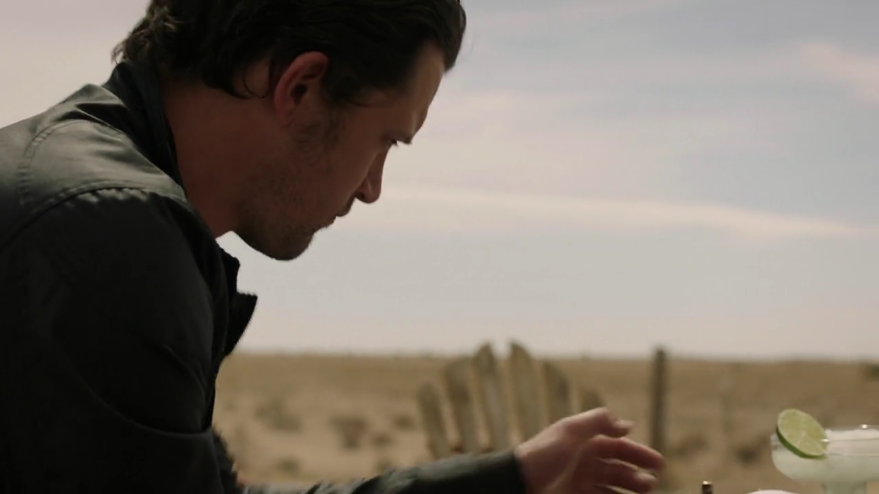 VampireDiariesWorld-dot-nl_RoswellNewMexico3x13-1934.jpg