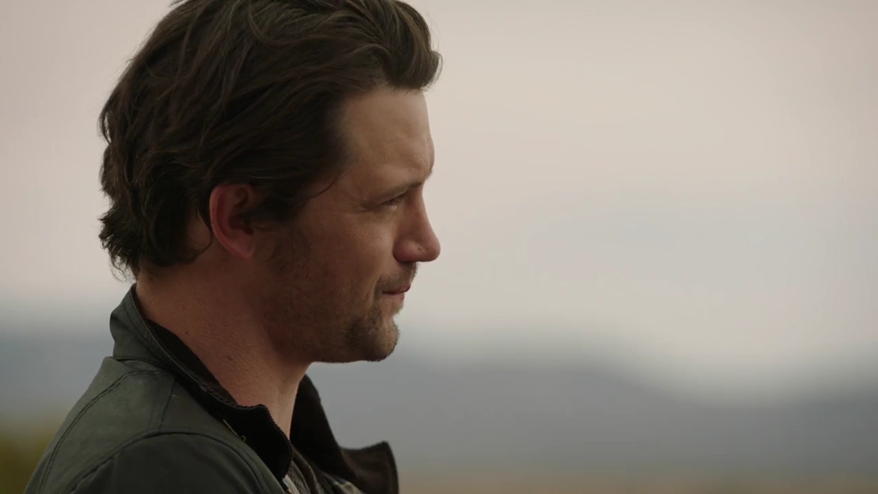 VampireDiariesWorld-dot-nl_RoswellNewMexico3x13-1975.jpg