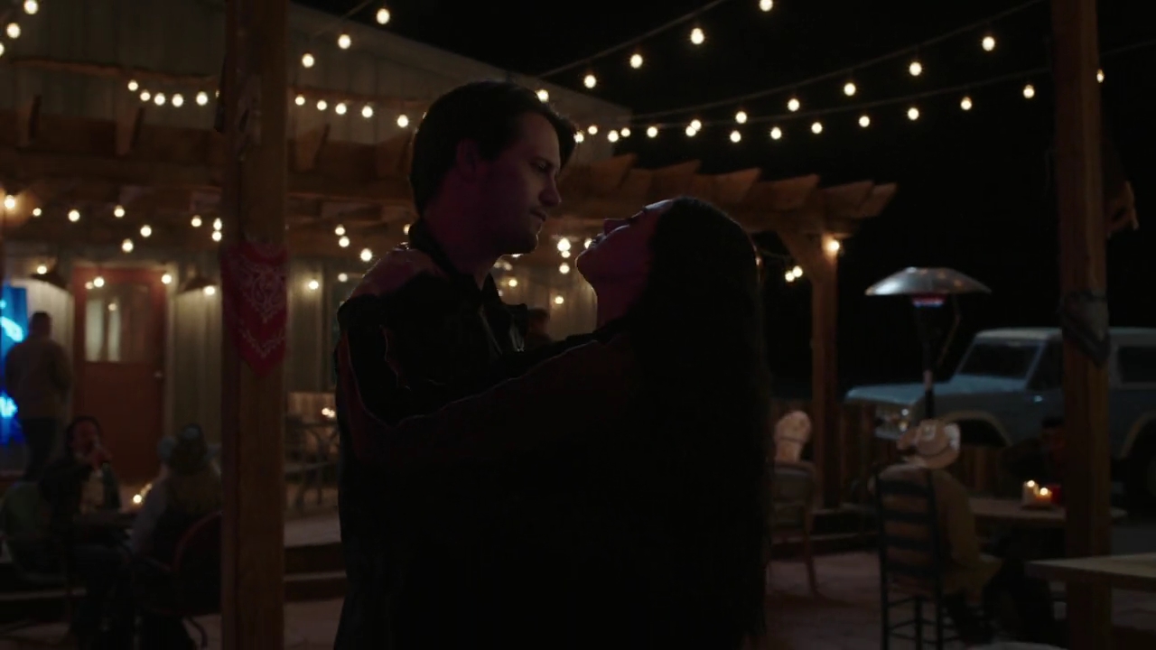 VampireDiariesWorld-dot-nl_RoswellNewMexico3x13-2188.jpg